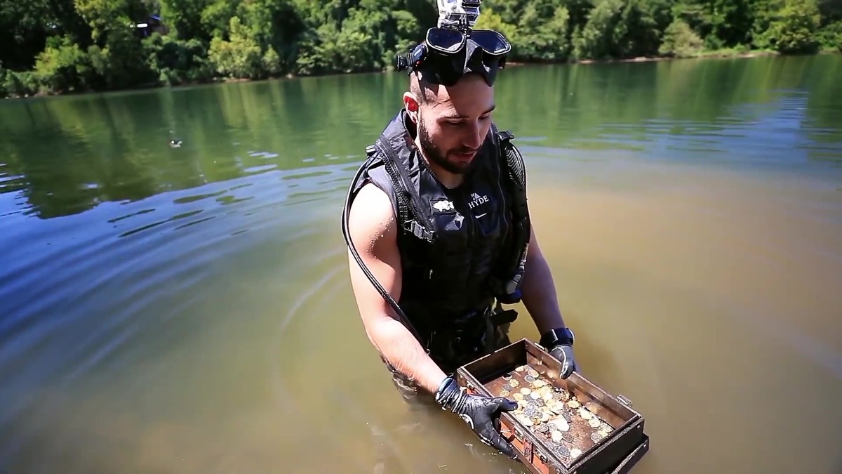 Captain of the Ship - Scuba Jake (Season 1, Episode 6) - Apple TV