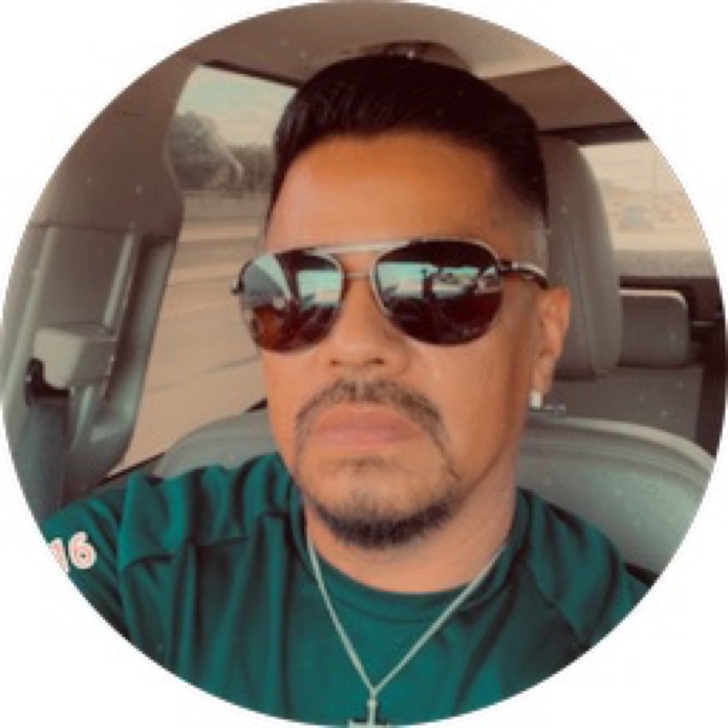 AppleMusic profile picture for @vallejos