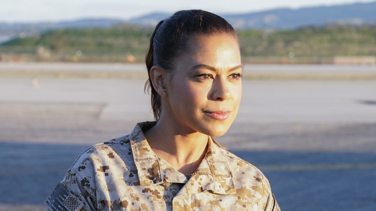 ‎The Cost Of Doing Business - SEAL Team (Series 1, Episode 22) - Apple ...