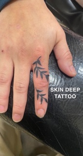 Skin Deep Tattoo tattoo studio photo