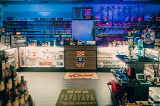Nar Smokes & Vapes in Wilton Manors, FL United States