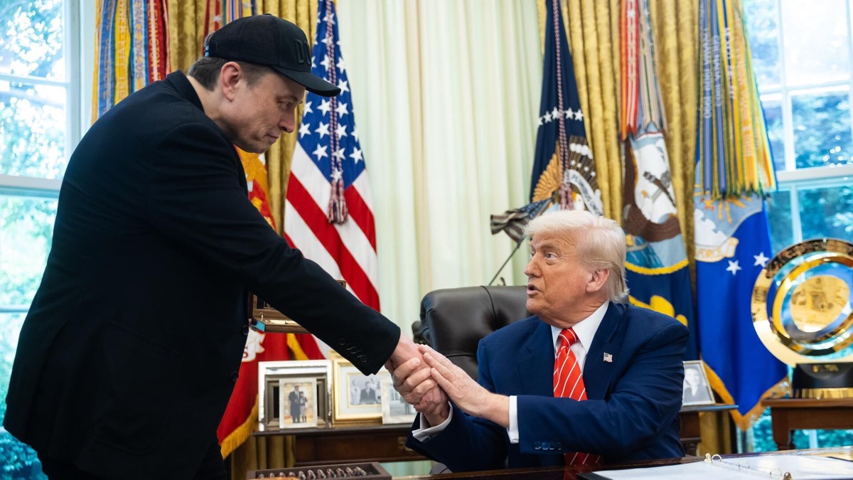‎Elon Musk asegura que Donald Trump aparece en los archivos de Jeffrey ...