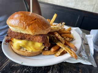 Jackson Avenue Pub Photos