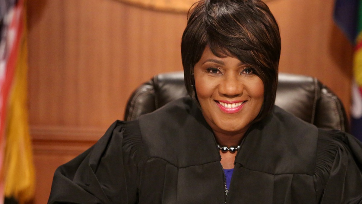 Friendly Fired - Justice With Judge Mablean (Season 9, Episode 8) - Apple TV