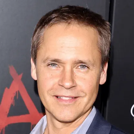 Chad Lowe