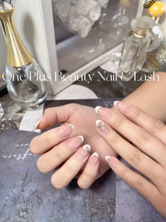 One Plus Beauty Nail & Lash image 5