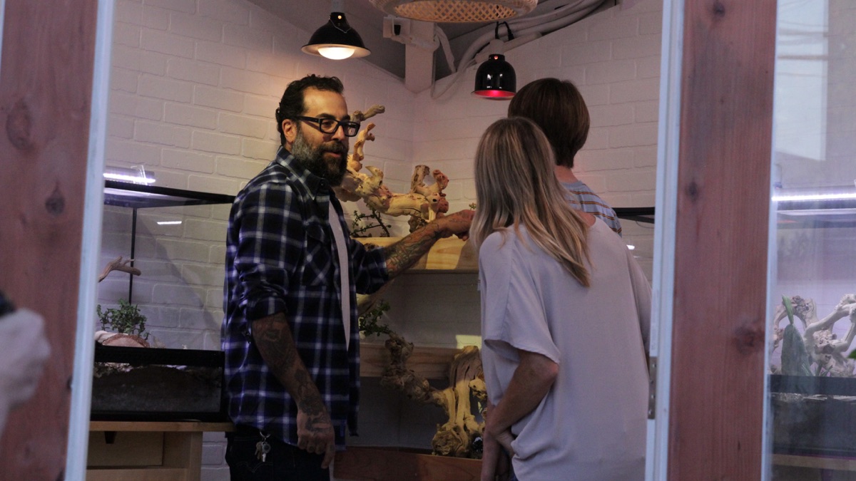 Dragons' Den Animal Cribs (Series 2, Episode 9) Apple TV (CZ)