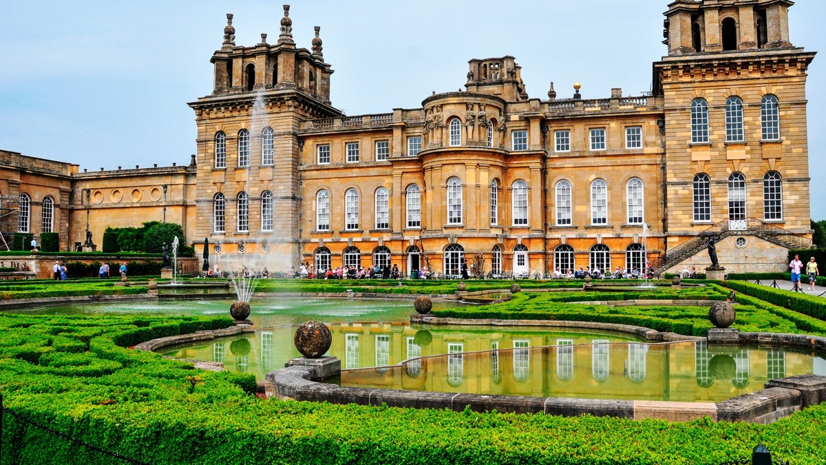 blenheim-palace-behind-the-grandeur-apple-tv-uk