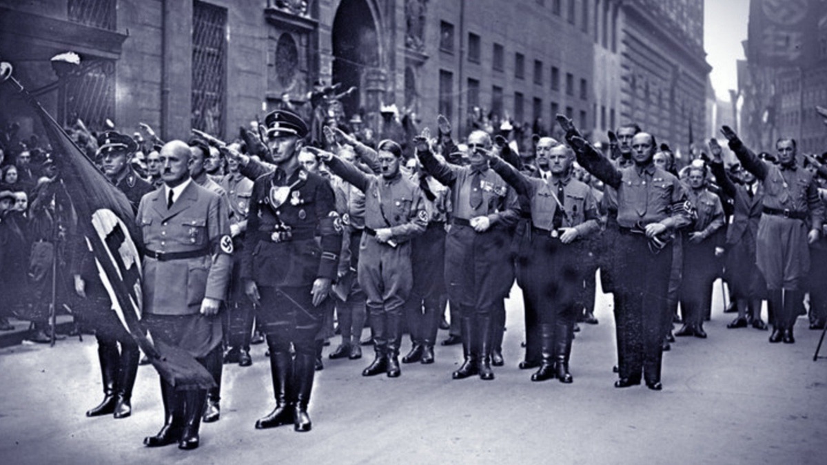 ‎Hitler's Evil Scientists - Inside Hitler's Killing Machine (Series 1 ...
