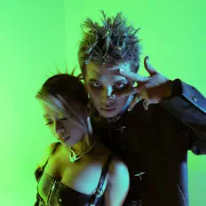 Dengarkan CHICHA22, tonton video musik, baca bio, lihat tanggal tur & lainnya!