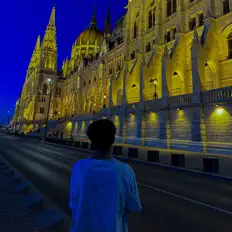 Ακούστε περιεχόμενο από LILXMI, παρακολουθήστε μουσικά βίντεο, διαβάστε το βιογραφικό, δείτε ημερομηνίες περιοδείας, και πολλά ακόμη!