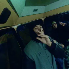 Jaywakeup सुनें, म्यूज़िक वीडियो देखें, बायो पढ़ें, दौरे की तारीखें और बहुत कुछ देखें!