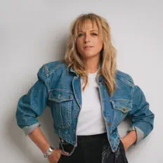 聆聽 Jessie Haines、觀看音樂影片、閱讀小傳、查看巡演日期等！