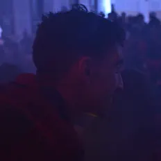 Escucha a RAMO, mira videos musicales, lee su biografía, consulta las fechas de las gira y más.