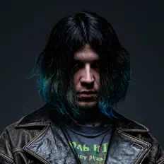 Ascolta БРЕДИШЬ, guarda video musicali, leggi la biografia, vedi le date del tour & altro!