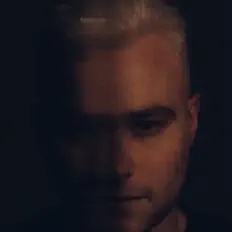 收听 44hydra、观看音乐视频、阅读小传、查看巡演日期等 ！