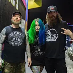 Dengarkan God-Rot, tonton video musik, baca bio, lihat tanggal tur & lainnya!