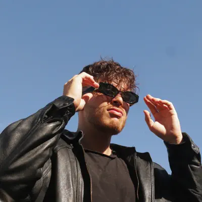 Listen to YEAH HUSS!, watch music videos, read bio, see tour dates & more!