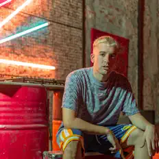 Listen to Maty Deejay, watch music videos, read bio, see tour dates & more!