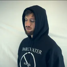 收听 Holysus、观看音乐视频、阅读小传、查看巡演日期等 ！