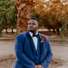 Dre Jacksonを聴いたり、ミュージックビデオを鑑賞したり、経歴やツアー日程などを確認したりしましょう！