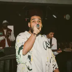 收听 Kdoteb、观看音乐视频、阅读小传、查看巡演日期等 ！