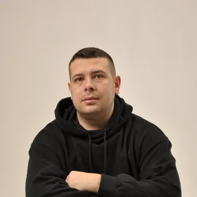 Ascolta Вадим WolF, guarda video musicali, leggi la biografia, vedi le date del tour & altro!