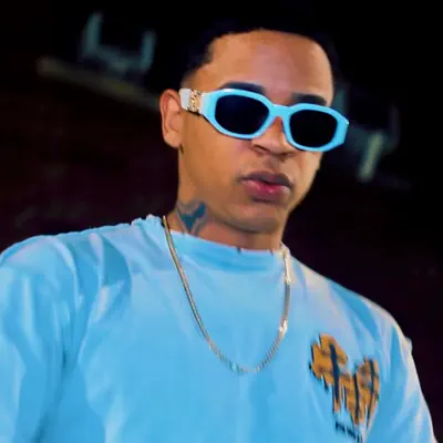 Listen to El Regual2, watch music videos, read bio, see tour dates & more!