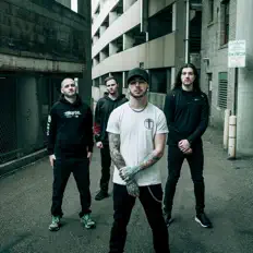 聆聽 Killstreak、觀看音樂影片、閱讀小傳、查看巡演日期等！