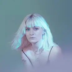 聆聽 metty、觀看音樂影片、閱讀小傳、查看巡演日期等！