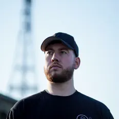 Listen to Benny L, watch music videos, read bio, see tour dates & more!