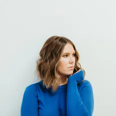 收听 Temree、观看音乐视频、阅读小传、查看巡演日期等 ！