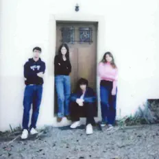 Écoutez HalfLife, regardez des vidéoclips, lisez la biographie, consultez les dates de tournée et plus encore !