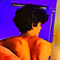 Ascolta undefined, guarda video musicali, leggi la biografia, vedi le date del tour & altro!