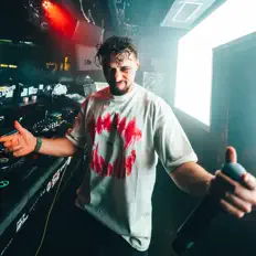 Posłuchaj wykonawcy Maxxd, obejrzyj teledyski, przeczytaj biografię, zobacz daty tras koncertowych i nie tylko!