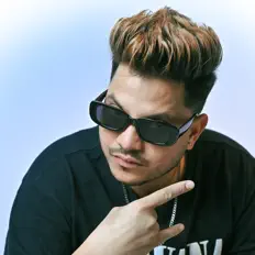 Escucha a Gurjaan, mira videos musicales, lee su biografía, consulta las fechas de las gira y más.