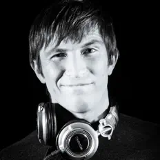 Hör dir Timur Giniyatov an, schau dir Musikvideos an, lies die Biografie, finde Tourdaten und mehr!