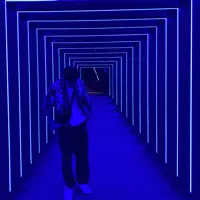 Ascolta undefined, guarda video musicali, leggi la biografia, vedi le date del tour & altro!