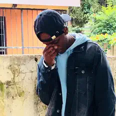 HANNISを聴いたり、ミュージックビデオを鑑賞したり、経歴やツアー日程などを確認したりしましょう！