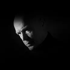 Toni Verde dinle, müzik videolarını izle, biyografisini oku, tur tarihlerini ve daha fazlasını gör!