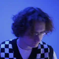 NOT LOVER dinle, müzik videolarını izle, biyografisini oku, tur tarihlerini ve daha fazlasını gör!