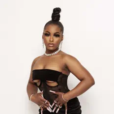 Escucha a Corrielle, mira videos musicales, lee su biografía, consulta las fechas de las gira y más.