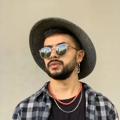 Listen to Oscar Murillo, watch music videos, read bio, see tour dates & more!