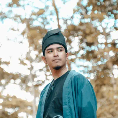 Listen to Syed Salahuddin, watch music videos, read bio, see tour dates & more!