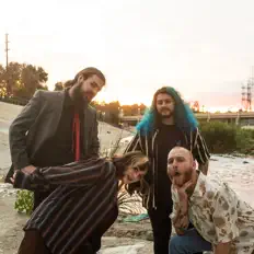 Sour Tongue: песни, клипы, биография, даты выступлений и многое другое.