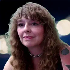 Écoutez Sherri L Smith, regardez des vidéoclips, lisez la biographie, consultez les dates de tournée et plus encore !