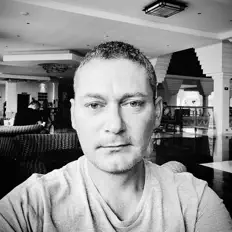 Peter Nutson: песни, клипы, биография, даты выступлений и многое другое.