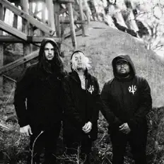 Poslechněte si interpreta Crafting the Conspiracy, sledujte hudební videa, přečtěte si životopis, podívejte se na data turné a další informace.