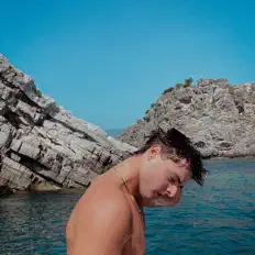 Fagu dinle, müzik videolarını izle, biyografisini oku, tur tarihlerini ve daha fazlasını gör!