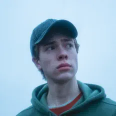 聆聽 Josiah Vaughan、觀看音樂影片、閱讀小傳、查看巡演日期等！